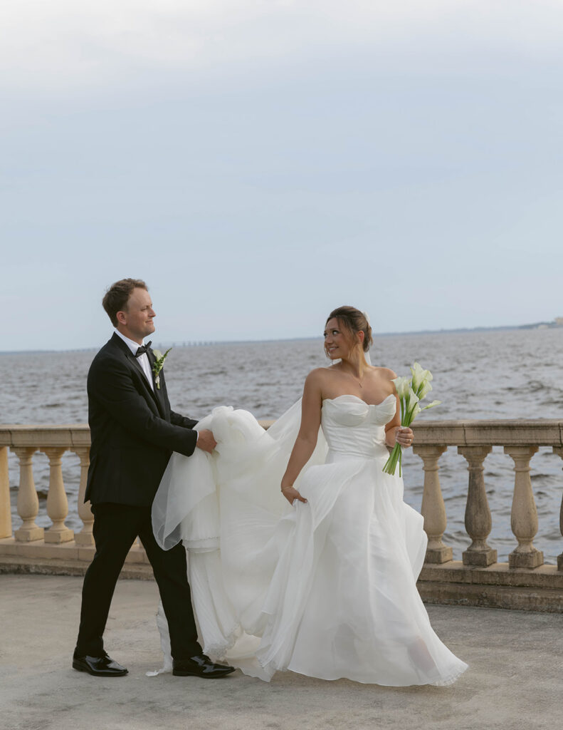 Live music performance at the Epping Forest Yacht & Country Club wedding reception